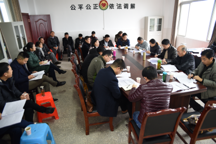 早謀劃、早部署、早行動，扎實做好2018年脫貧規(guī)劃工作
