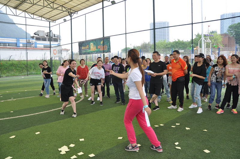 熔煉團隊 超越自我 ——集團公司營銷部團隊建設(shè)活動