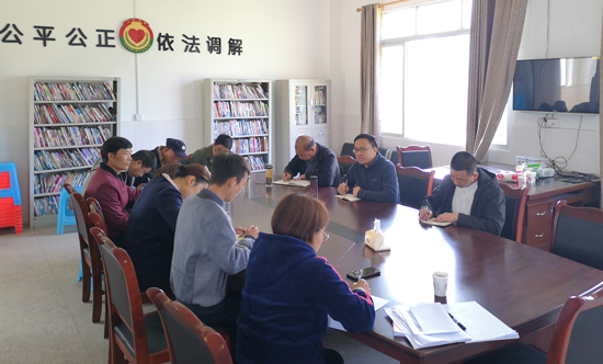集團(tuán)公司黨委書記、董事長周燕賓一行調(diào)研脫貧攻堅(jiān)工作