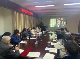 集團(tuán)公司黨委委員、副總經(jīng)理劉林參加 臨港支部組織生活會