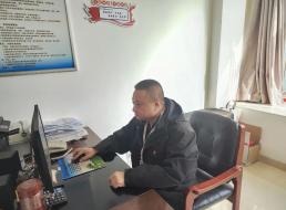 《榜樣在身邊》系列報(bào)道——莫正平、梁元 恒心堅(jiān)守鑄典范，砥礪前行綻光芒